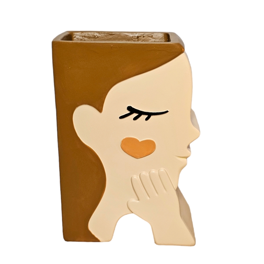 Gugugo Head Planter and Bookend